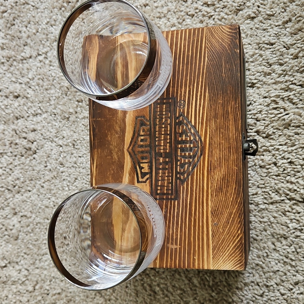 Harley-Davidson Whisky Glasses, Set Of 2 With Box - Picture 3 of 6